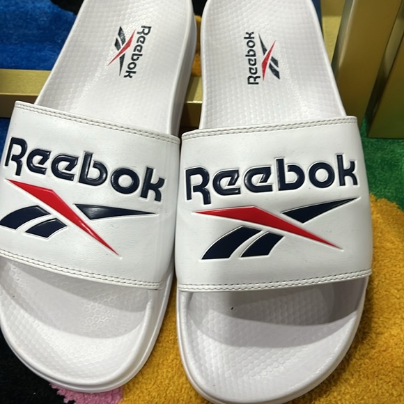 Brand new slides for men super comfortable great for indoor and outdoor - Picture 4 of 5